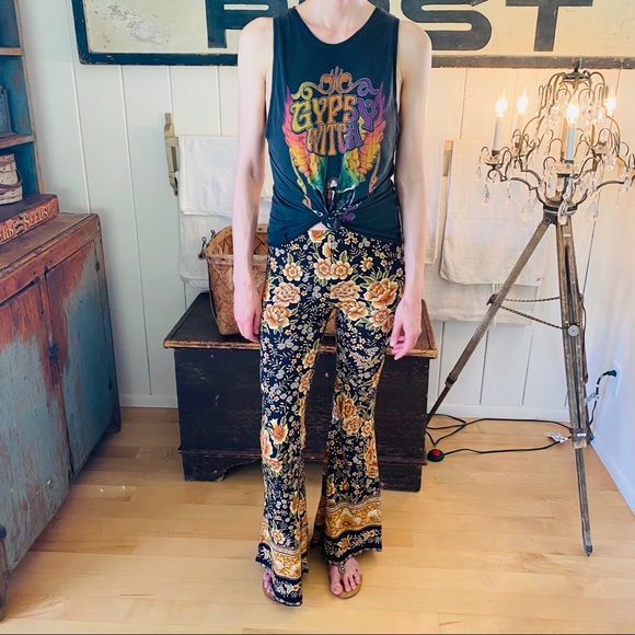 SOLD ♥️ Spell ♥️ Mystic Bells - Picture 3 of 9